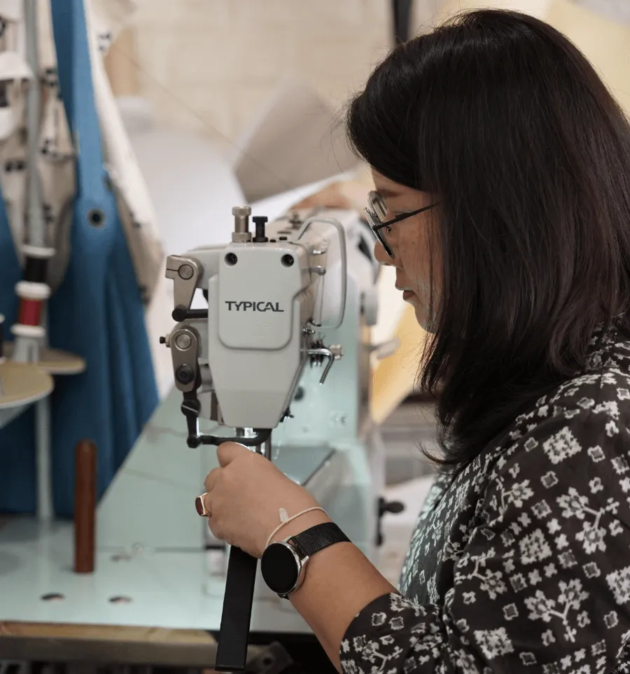 Keep Loudder Sewing Image