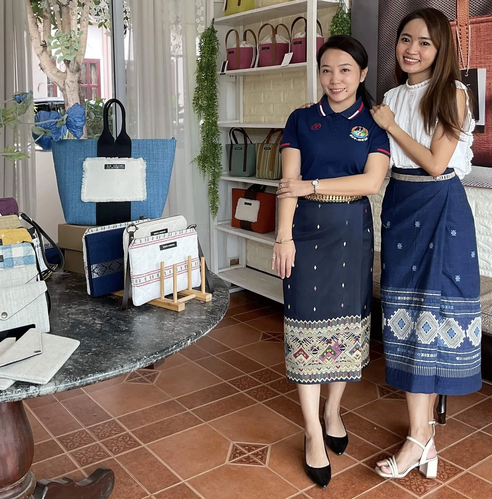 Keeps Loudder with other seminar attendees