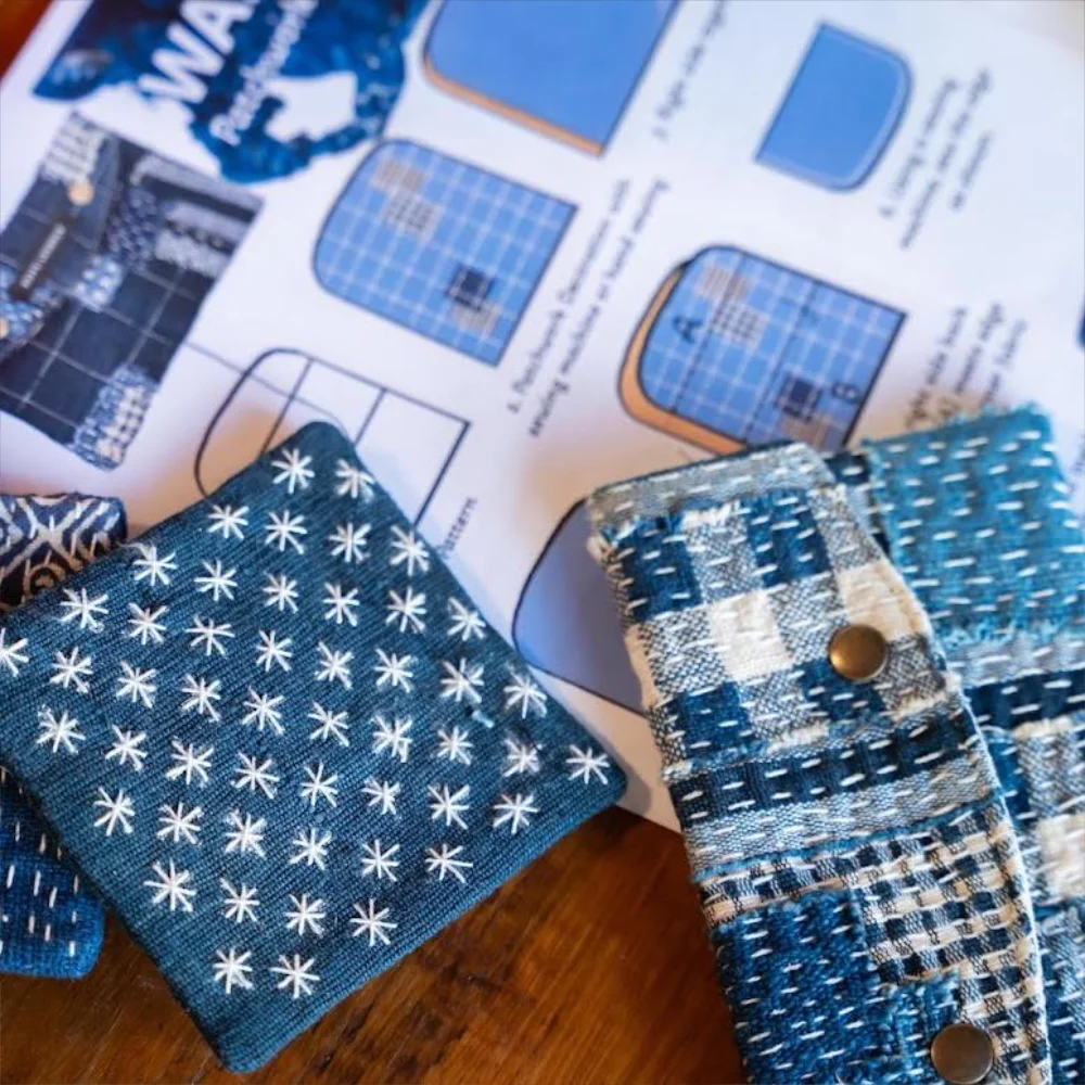 Keep Loudder Team Member receiving certificate