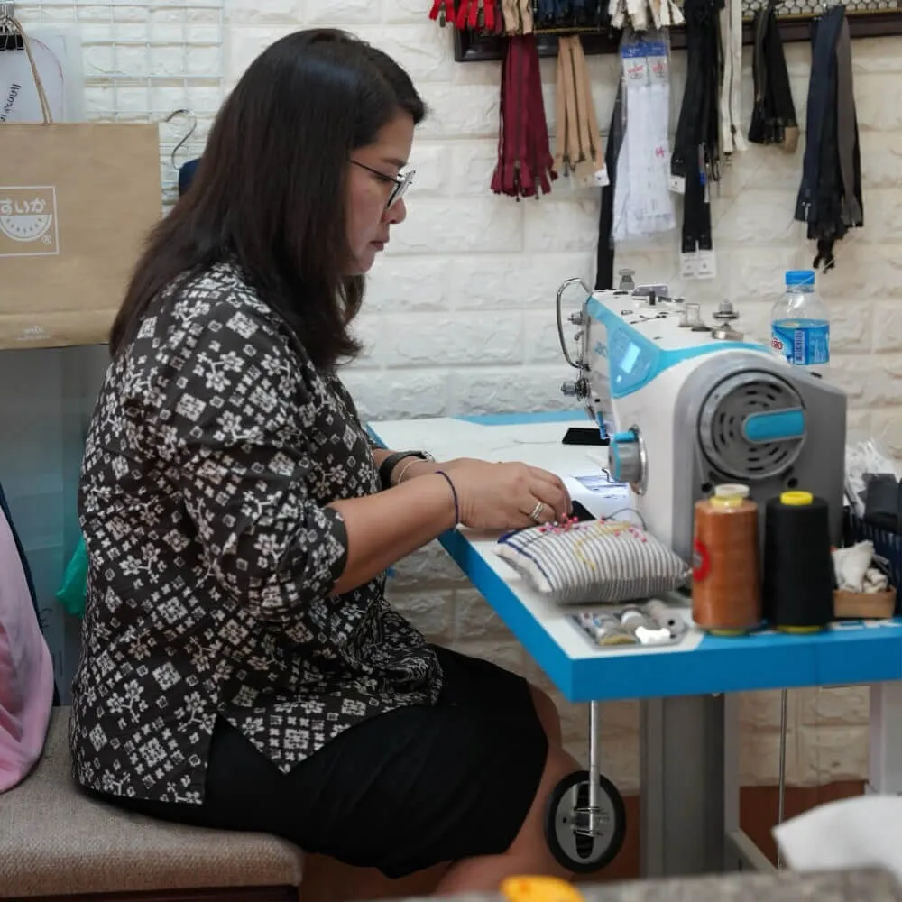 Keeps Loudder Staff Member